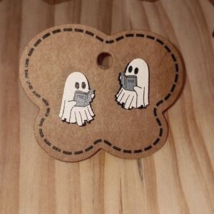 👻HP! 📚"Book Lover" Ghost Reading a Book Dangle Drop Wood Earrings New!